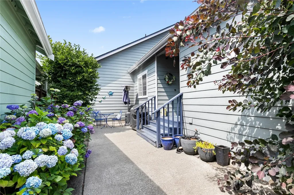 5531 Devonshire Street SE Olympia WA 98501