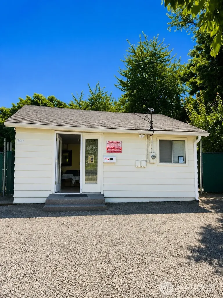 3515 S Cedar Street Tacoma WA 98409