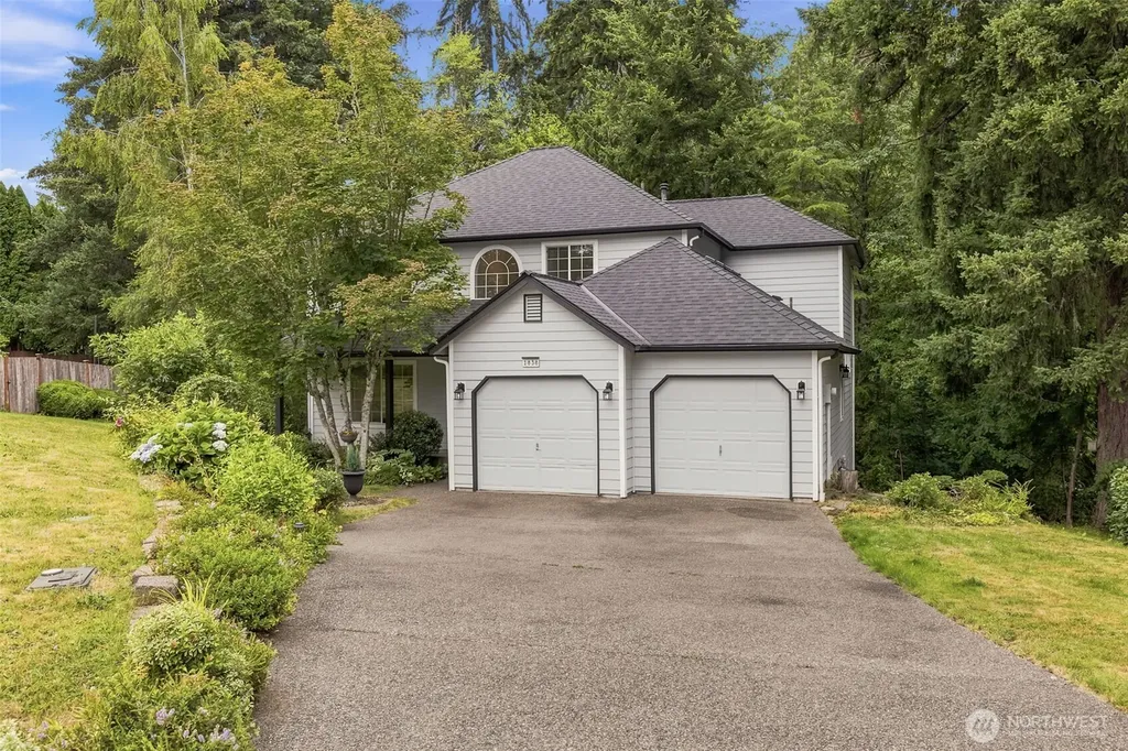 1838 52nd Way SE Olympia WA 98501