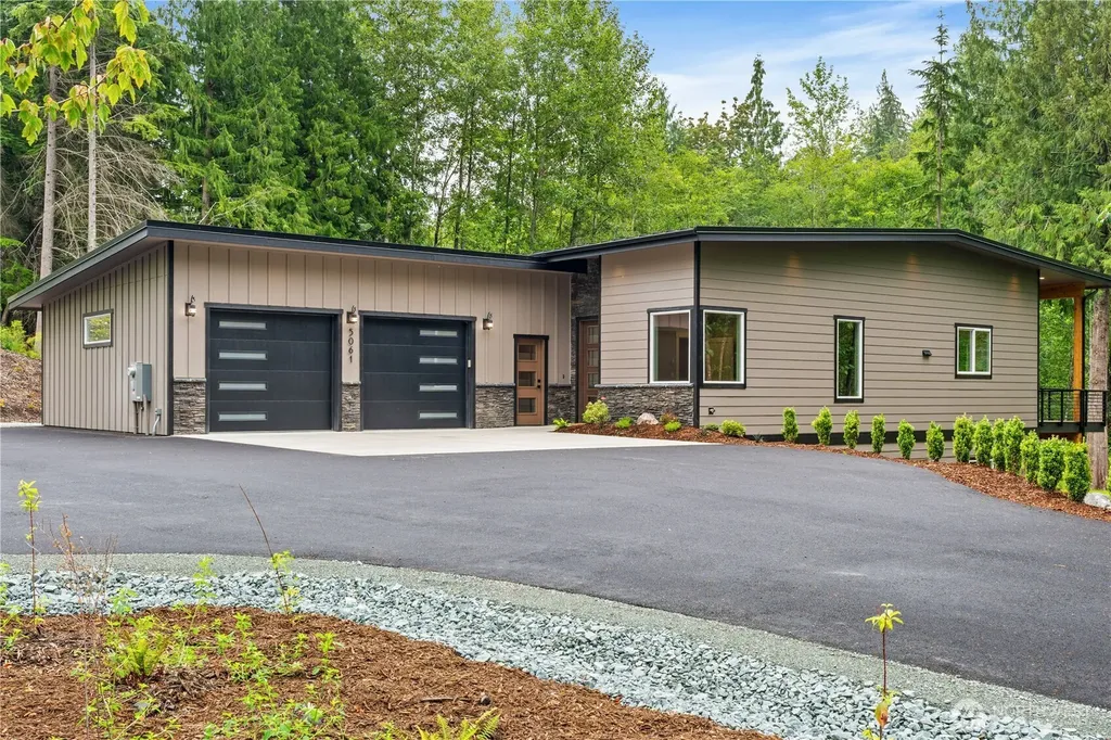 5061 South Pass Road Sumas WA 98295
