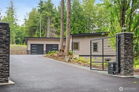 5061 South Pass Road Sumas WA 98295