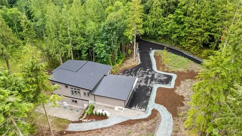 5061 South Pass Road Sumas WA 98295
