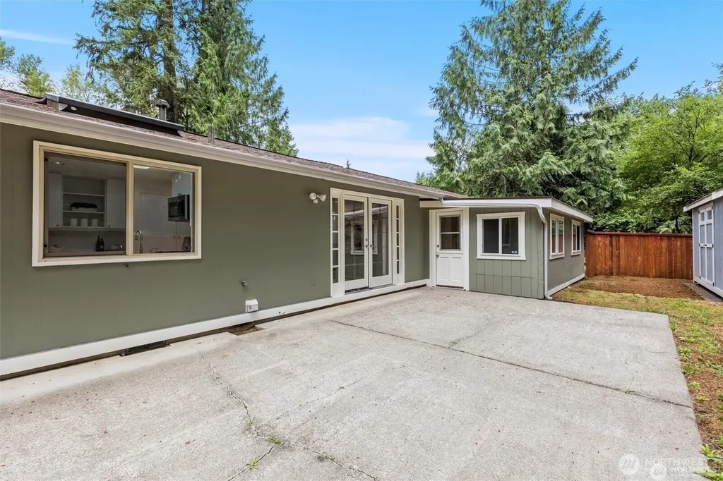 15515 184th Place NE Woodinville WA 98072