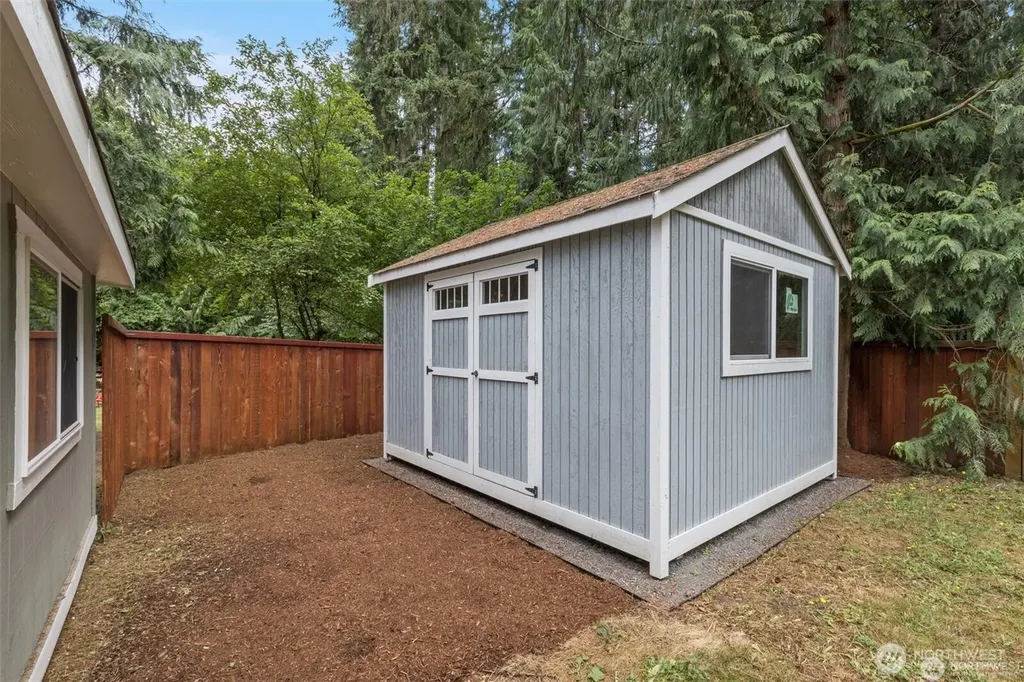 15515 184th Place NE Woodinville WA 98072