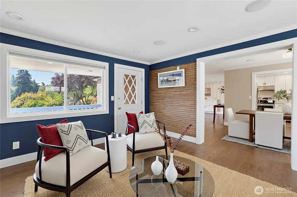 18974 Marine View Drive SW Normandy Park WA 98166