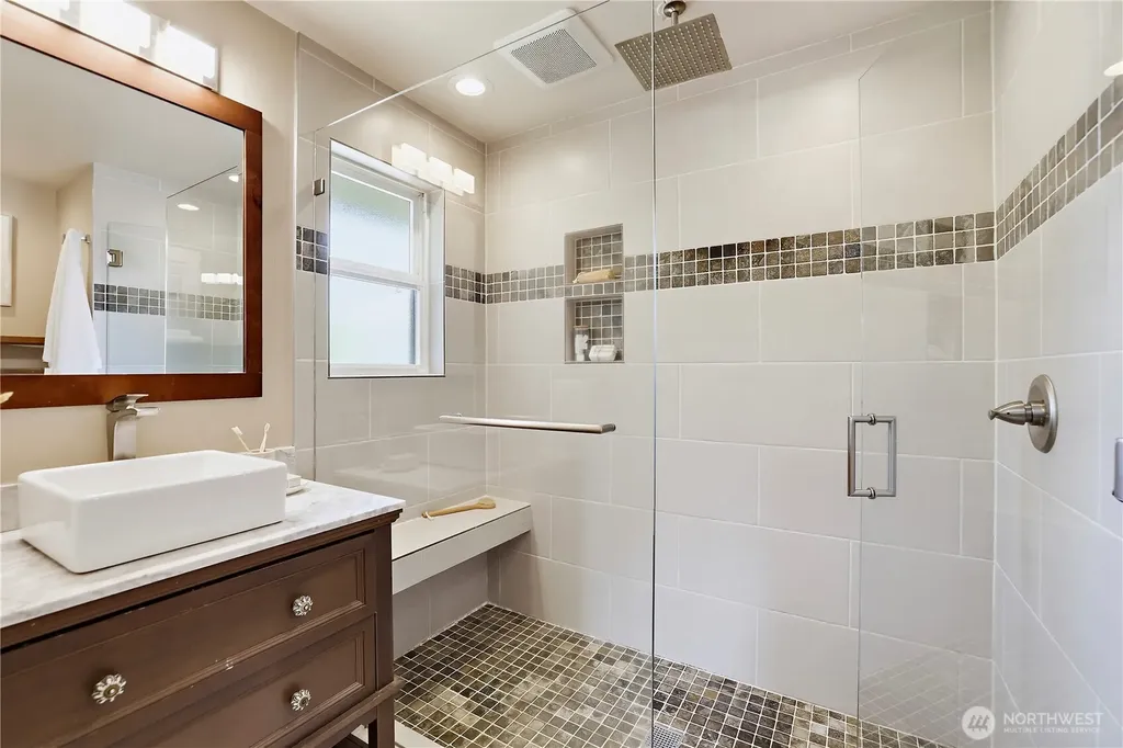 18974 Marine View Drive SW Normandy Park WA 98166