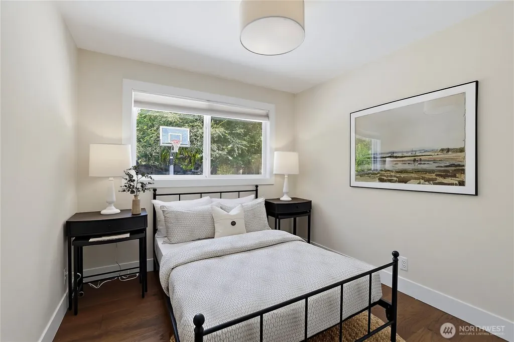 18974 Marine View Drive SW Normandy Park WA 98166