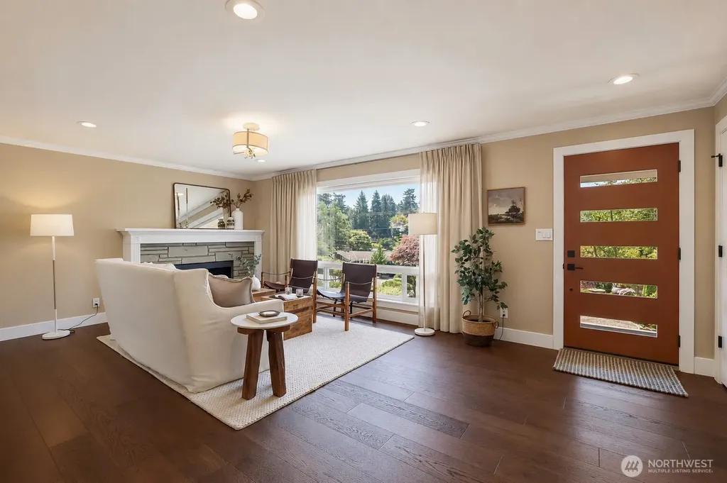 18974 Marine View Drive SW Normandy Park WA 98166