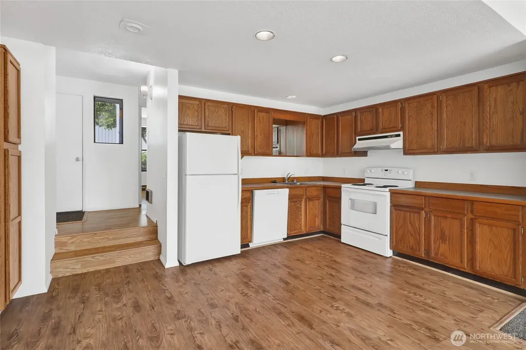 7806 Birch Bay Drive Blaine WA 98230