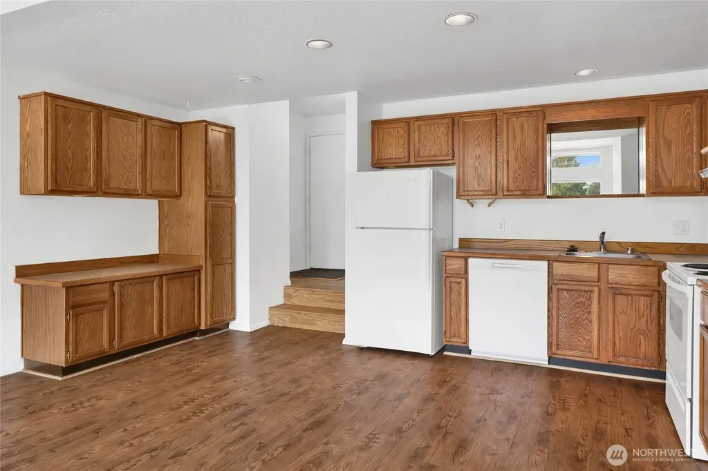 7806 Birch Bay Drive Blaine WA 98230