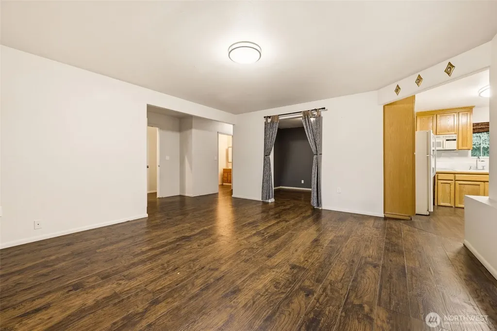 4729 Seahurst Avenue Everett WA 98203