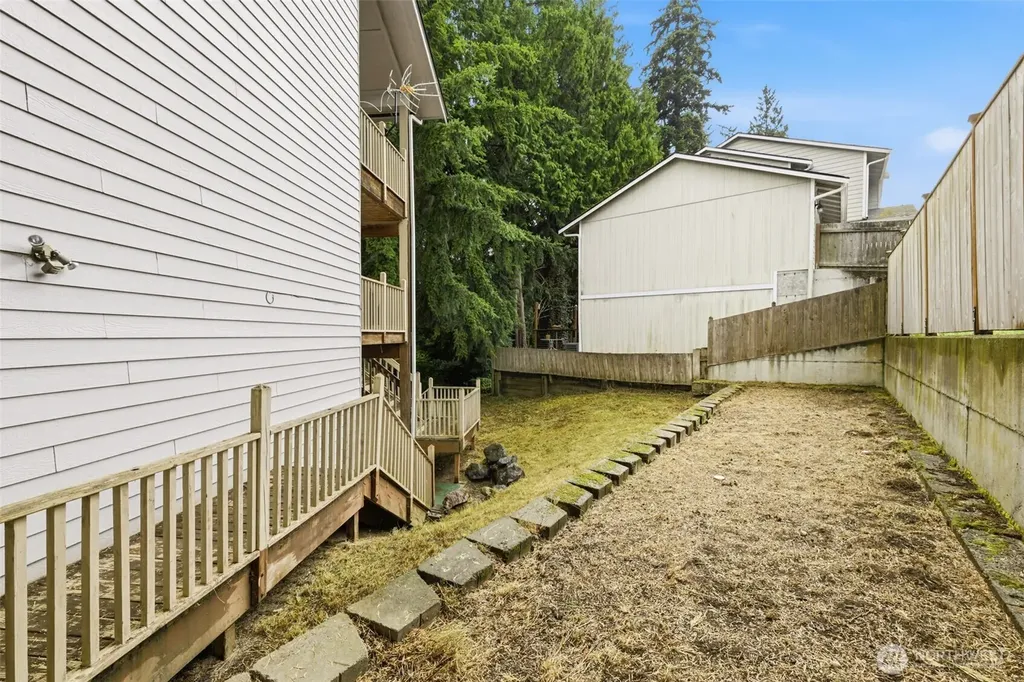 4729 Seahurst Avenue Everett WA 98203