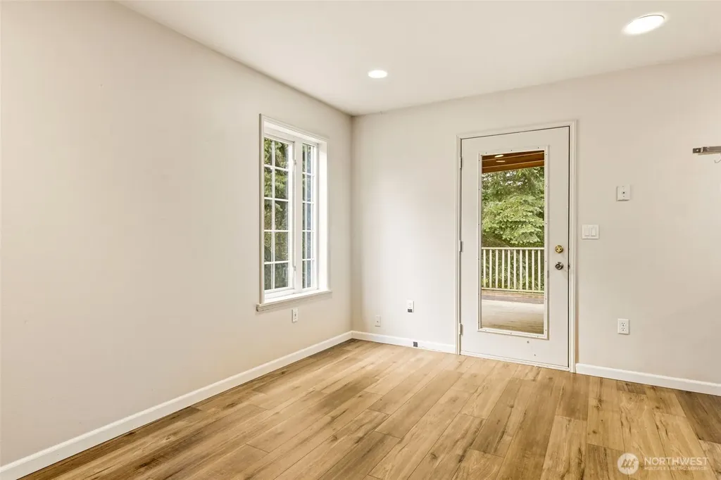 4729 Seahurst Avenue Everett WA 98203