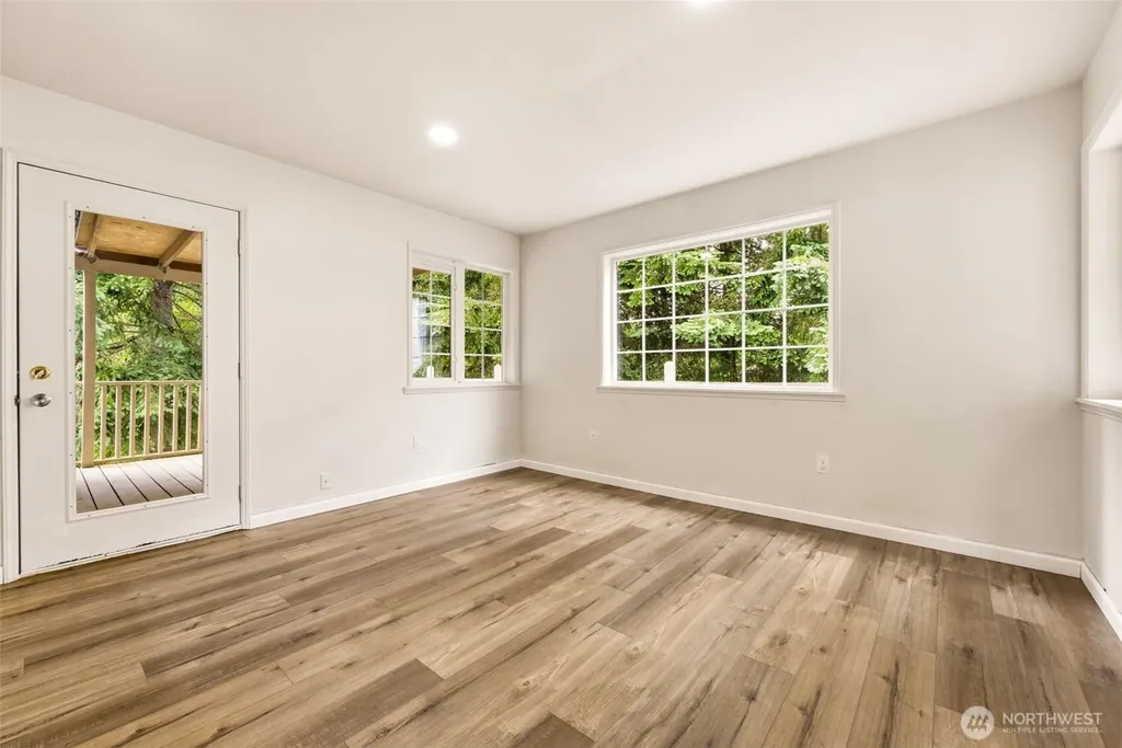 4729 Seahurst Avenue Everett WA 98203