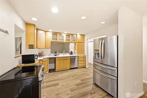 4729 Seahurst Avenue Everett WA 98203