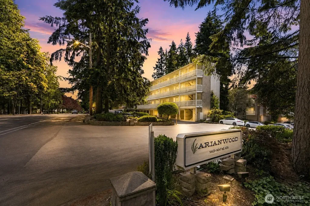 14527 NE 40th Street Bellevue WA 98007