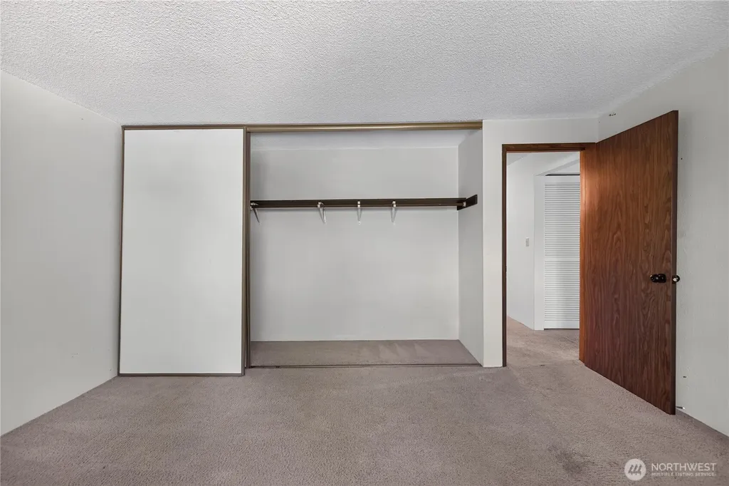 14527 NE 40th Street Bellevue WA 98007