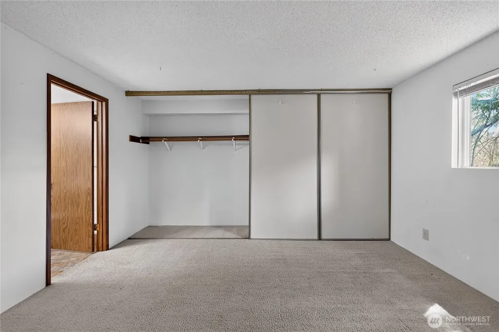 14527 NE 40th Street Bellevue WA 98007