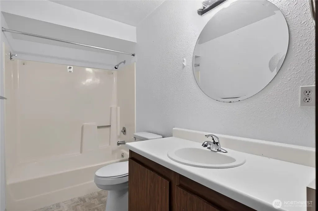 14527 NE 40th Street Bellevue WA 98007