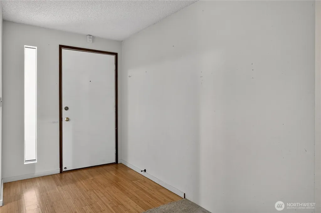 14527 NE 40th Street Bellevue WA 98007