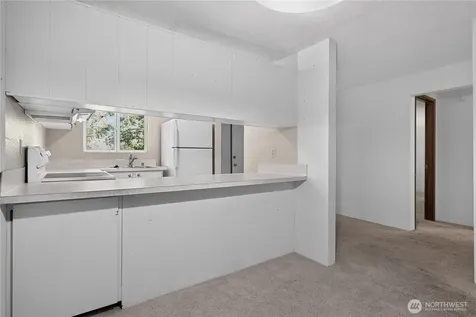 14527 NE 40th Street Bellevue WA 98007