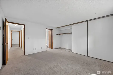 14527 NE 40th Street Bellevue WA 98007