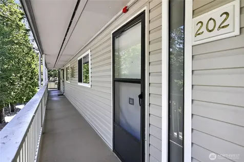 14527 NE 40th Street Bellevue WA 98007