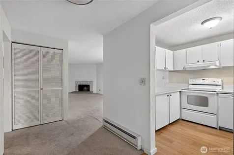 14527 NE 40th Street Bellevue WA 98007
