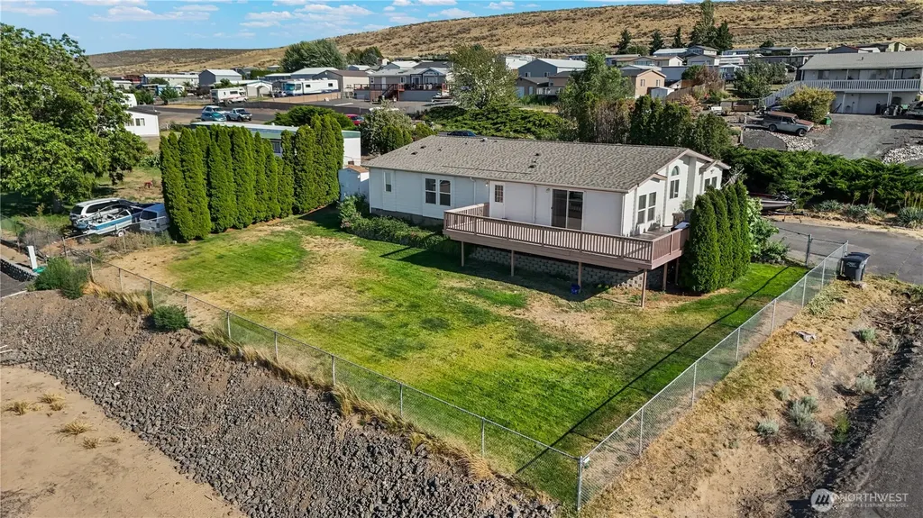 7012 Plaza Street SE Othello WA 99344