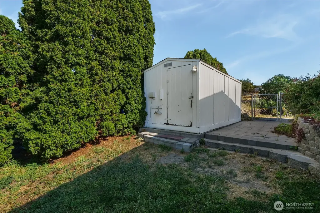 7012 Plaza Street SE Othello WA 99344