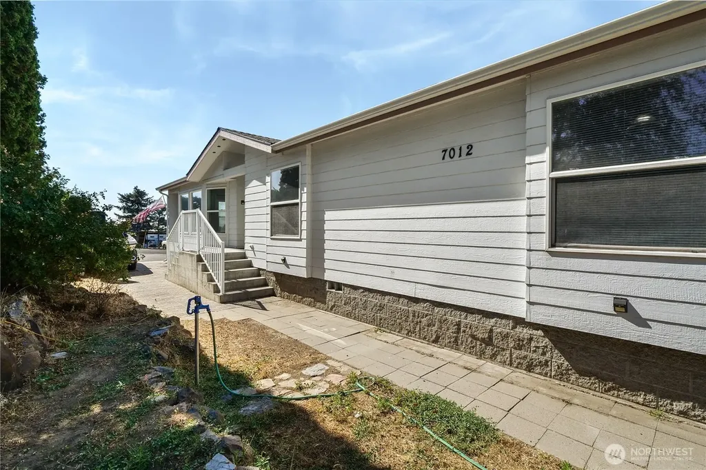 7012 Plaza Street SE Othello WA 99344