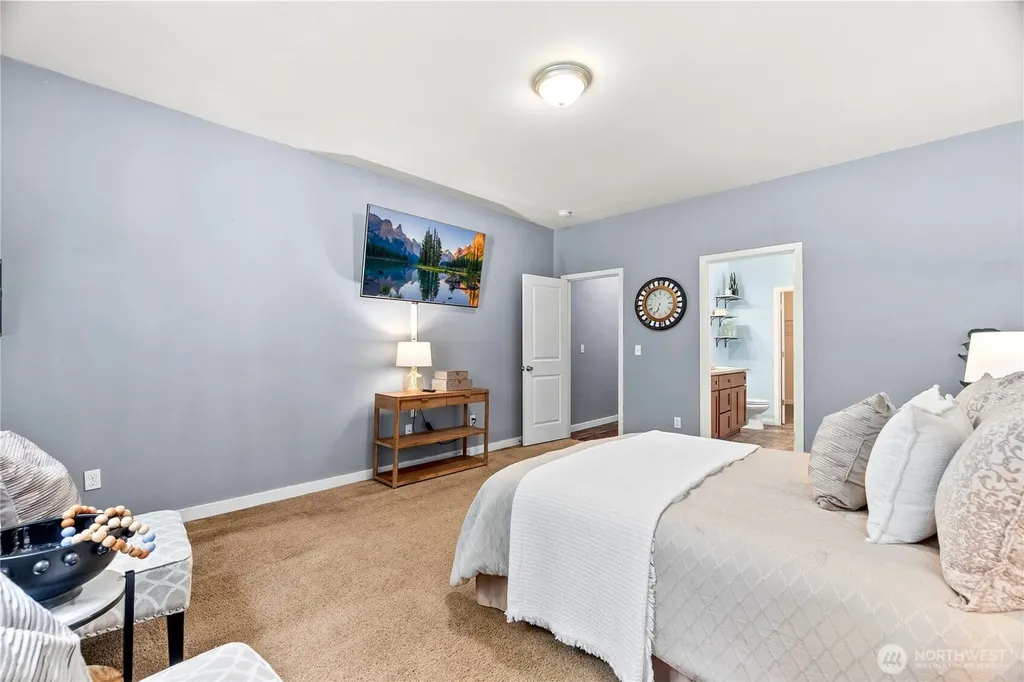 7805 300th Street Ct S Roy WA 98580