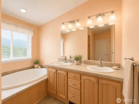 27302 217th Place SE Maple Valley WA 98038
