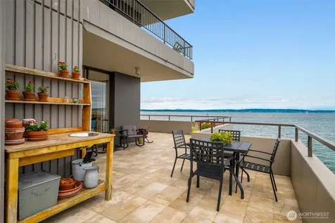 6533 Seaview Avenue NW Seattle WA 98117