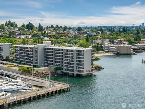 6533 Seaview Avenue NW Seattle WA 98117