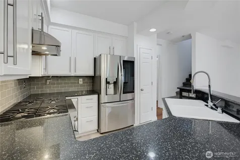 9729 26th Avenue SW Seattle WA 98106