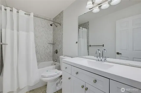 9729 26th Avenue SW Seattle WA 98106