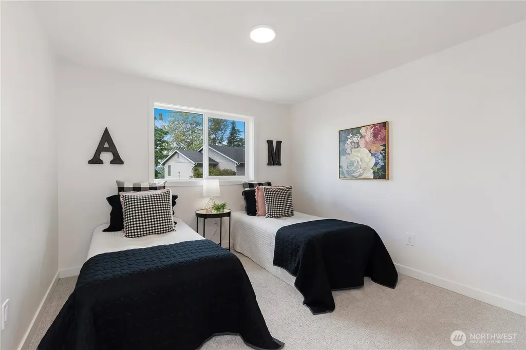 5134 S Wallace Street Seattle WA 98178