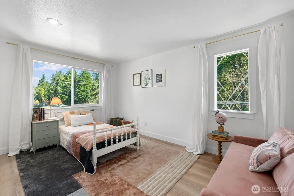 12303 SE 60th Street Bellevue WA 98006