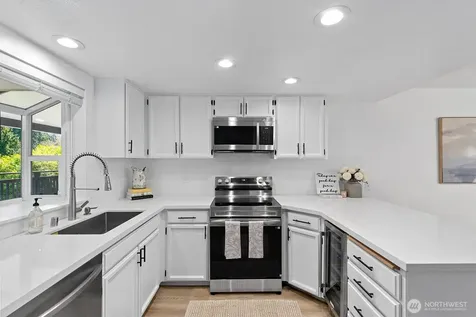12303 SE 60th Street Bellevue WA 98006