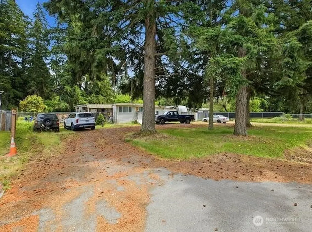 20913 Wright Road E Spanaway WA 98387