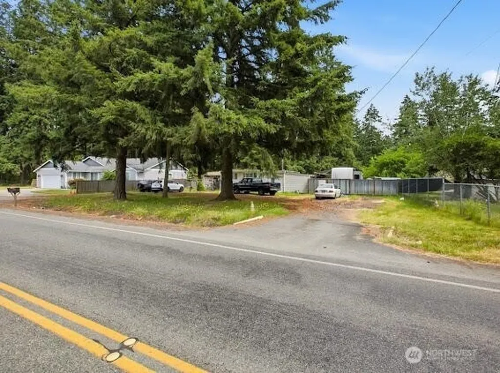 20913 Wright Road E Spanaway WA 98387