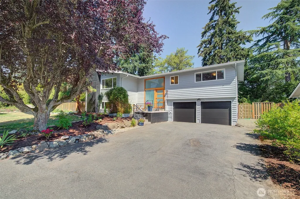 322 NW 200th Street Shoreline WA 98177
