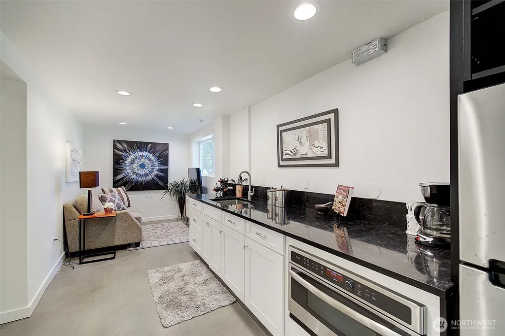 322 NW 200th Street Shoreline WA 98177