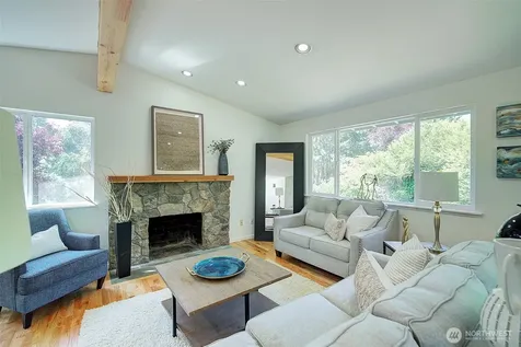 322 NW 200th Street Shoreline WA 98177