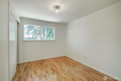 322 NW 200th Street Shoreline WA 98177