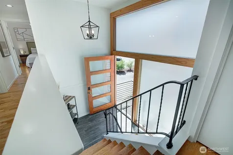322 NW 200th Street Shoreline WA 98177