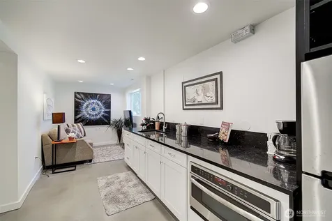 322 NW 200th Street Shoreline WA 98177