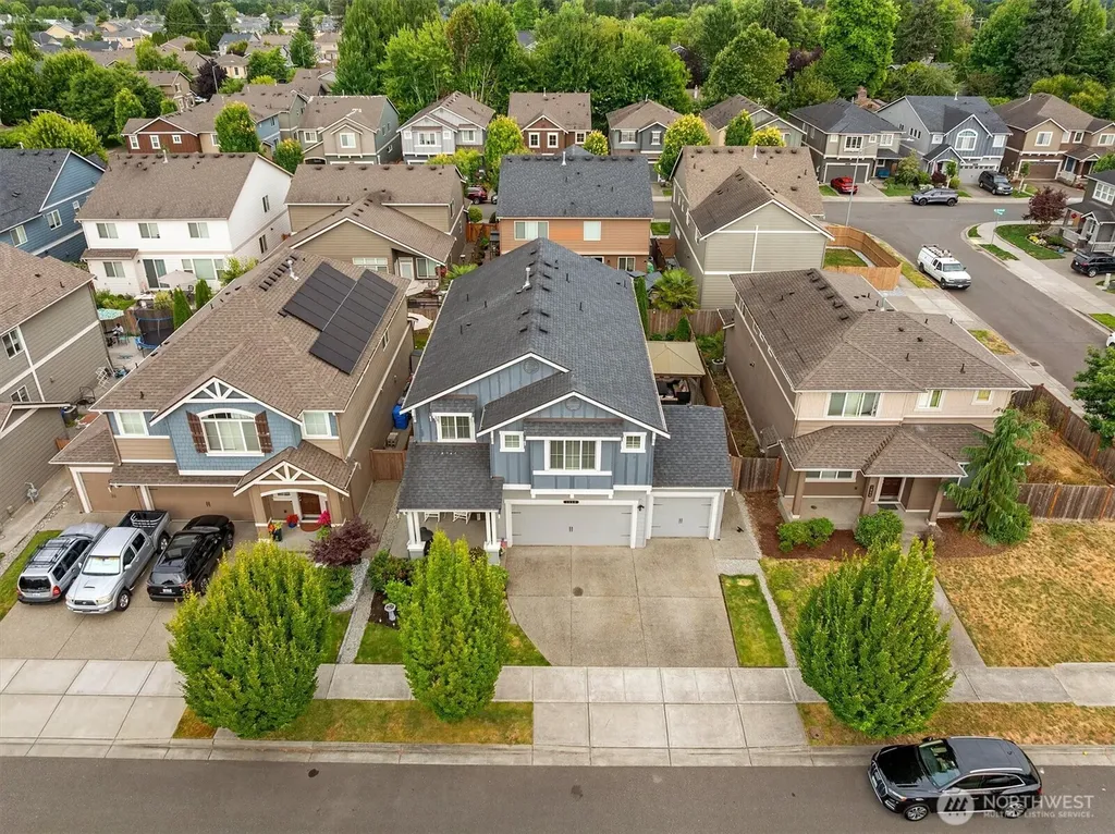 1009 29th Street NW Puyallup WA 98371