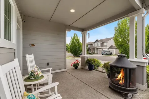 1009 29th Street NW Puyallup WA 98371